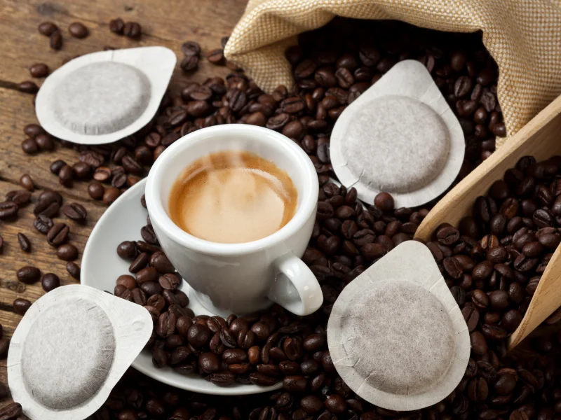 caffe-in-chicchi-cialde-capsule-con-installazione-macchine-professionali
