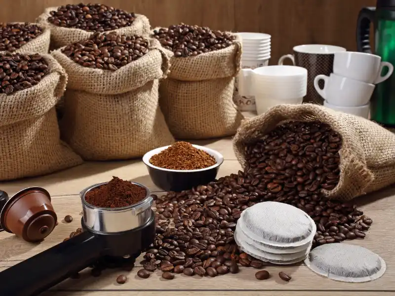 caffe-in-chicchi-cialde-e-capsule-a-novara